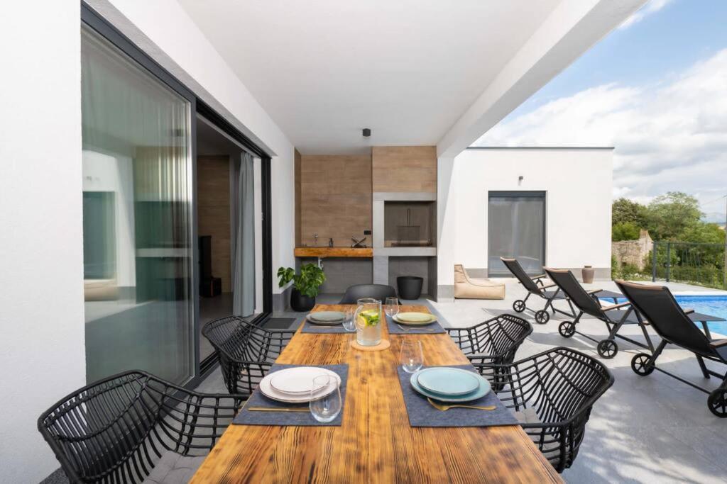 Traumhafte Villa Dubi Bei Labin Labin  Exterior foto